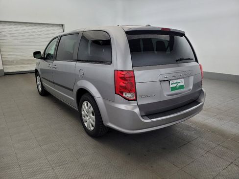 Used 2018 Dodge Grand Caravan SE w/ UConnect Hands-Free Group FWD image 5