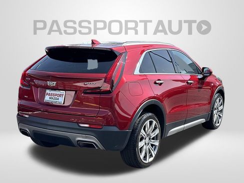 Used 2019 Cadillac XT4 Premium Luxury w/ Cold Weather Package AWD/4WD image 5