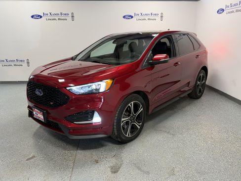 Used 2023 Ford Edge SEL w/ Convenience Package image 3
