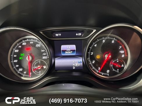 Used 2020 Mercedes-Benz GLA 250 4MATIC w/ Premium Package image 28