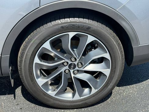 Used 2021 Lincoln Nautilus Reserve AWD/4WD image 7