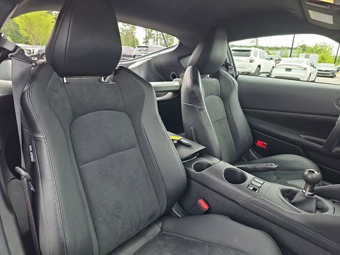 Used 2024 Nissan Z Performance w/ Floor Mat Package RWD image 11