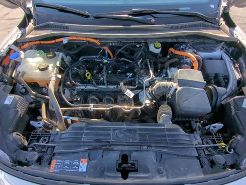 Used 2020 Ford Escape SE Sport image 35