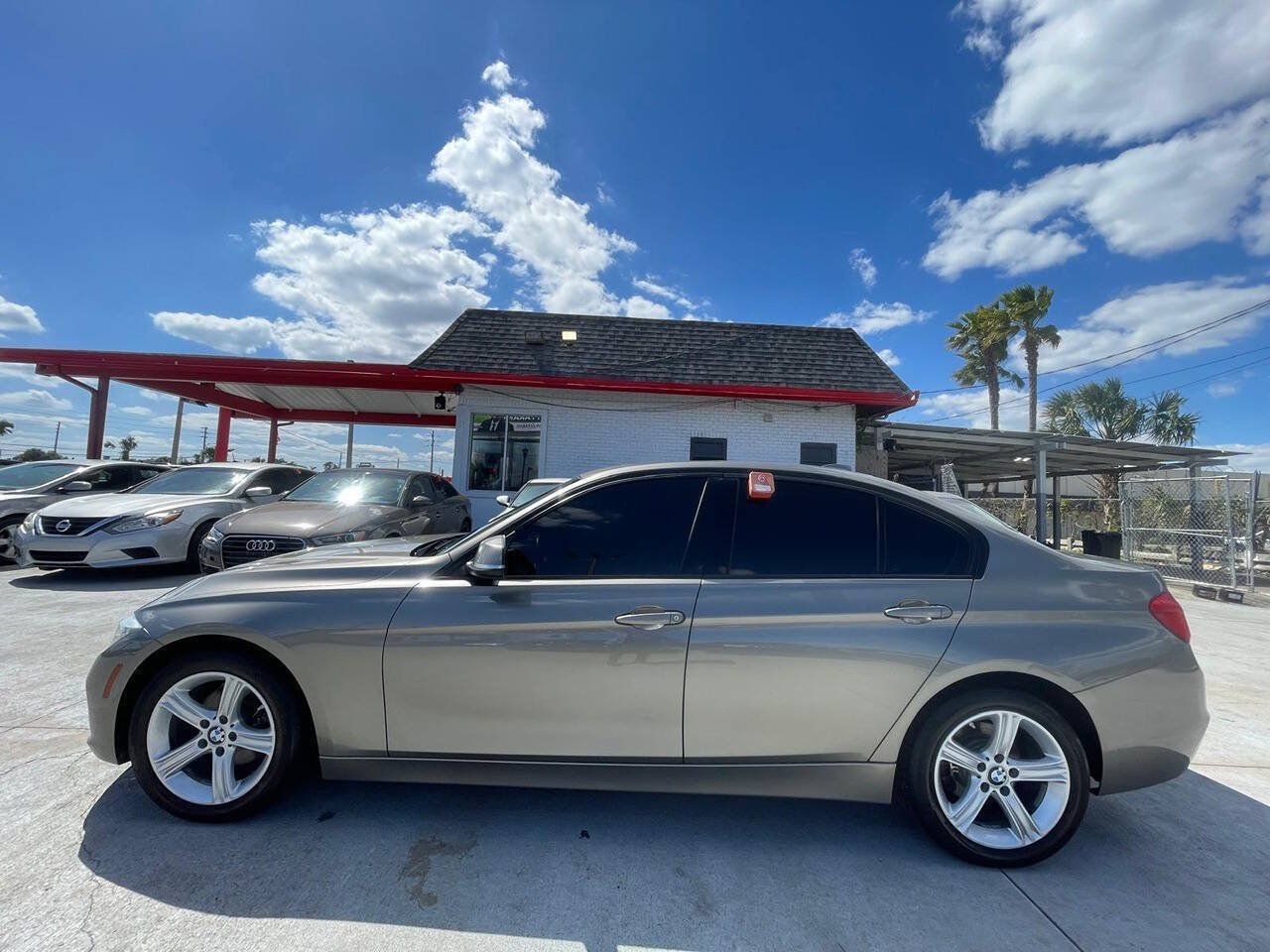Used 2016 BMW 328i xDrive Sedan AWD/4WD image 13