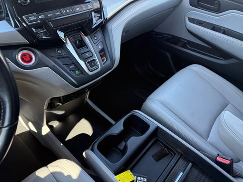 Used 2019 Honda Odyssey EX-L image 13