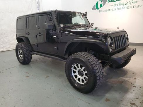 Used 2018 Jeep Wrangler Unlimited Sport S image 8