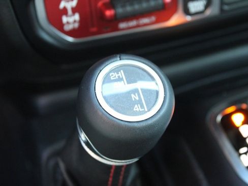 Used 2022 Jeep Gladiator Rubicon w/ Trailer Tow Package image 28