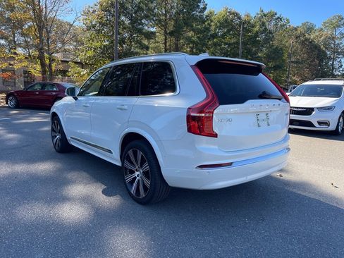 Used 2024 Volvo XC90 B6 Plus image 7