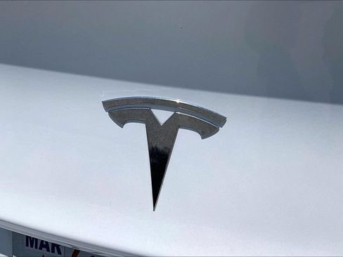 Used 2020 Tesla Model 3 Standard Range Plus RWD image 24