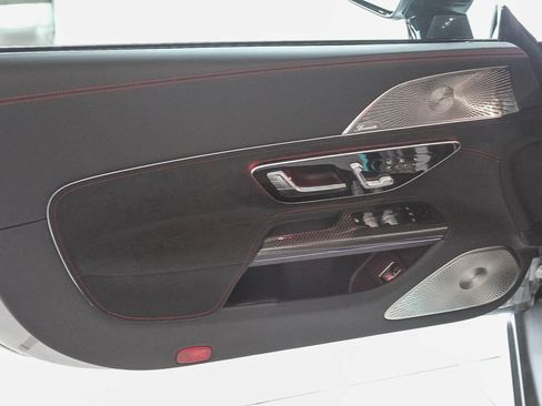 New 2024 Mercedes-Benz SL 63 AMG 4MATIC image 19