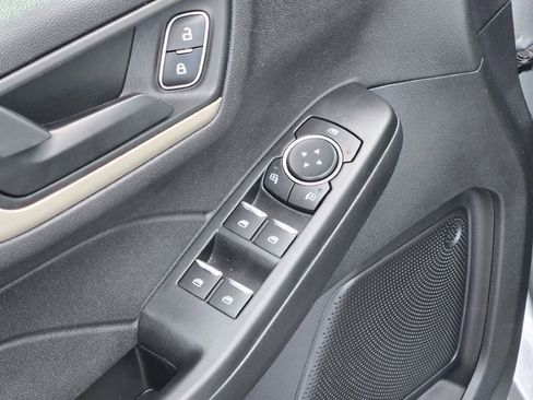 Used 2022 Ford Escape SE w/ Convenience Package image 21