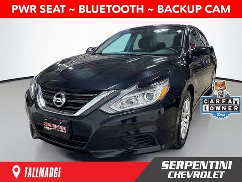 Used 2016 Nissan Altima 2.5 S w/ Power Driver Seat Package FWD image 1
