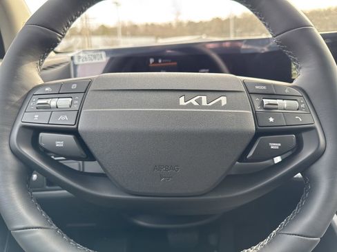 New 2026 Kia Sportage EX image 19