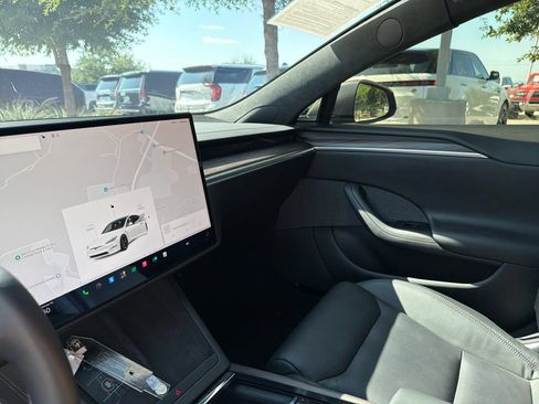 Used 2022 Tesla Model S AWD/4WD image 24