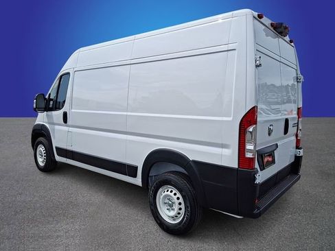 Used 2024 RAM ProMaster 2500 w/ Safety Group FWD image 6