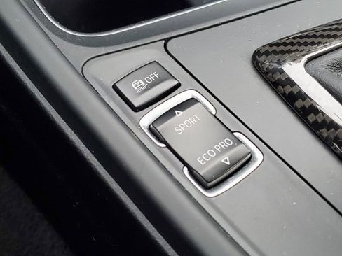 Used 2018 BMW 330i xDrive Sedan w/ Convenience Package image 21