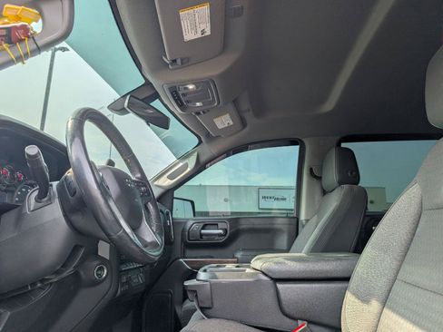 Used 2021 Chevrolet Silverado 1500 RST AWD/4WD image 9