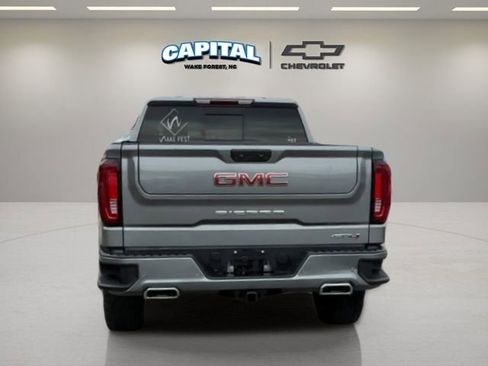 Used 2023 GMC Sierra 1500 AT4 w/ AT4 Premium Package image 4