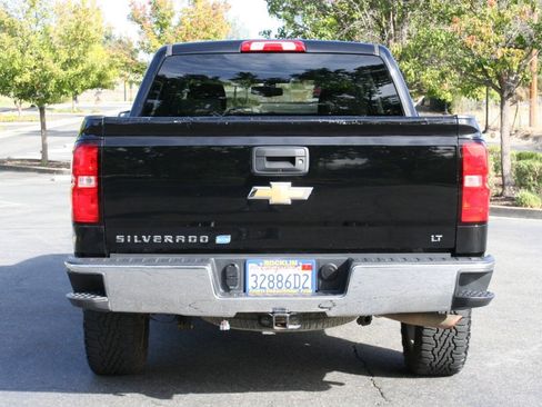 Used 2017 Chevrolet Silverado 1500 LT w/ LT Eassist Package AWD/4WD image 6