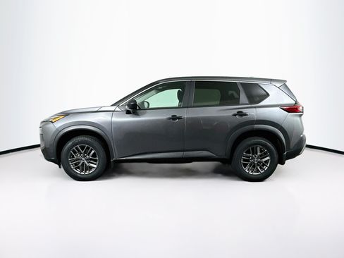 Used 2023 Nissan Rogue S AWD/4WD image 4