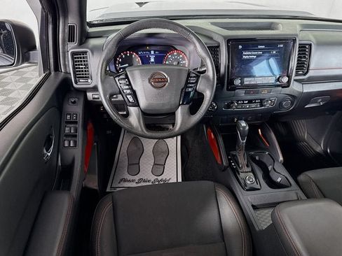 Used 2022 Nissan Frontier PRO-4X w/ Technology Package AWD/4WD image 22