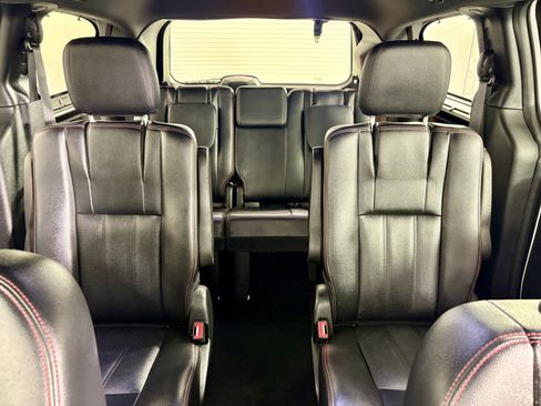 Used 2017 Dodge Grand Caravan GT image 20