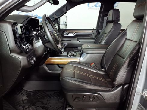 Used 2024 Chevrolet Silverado 2500 High Country w/ High Country Premium Package image 8