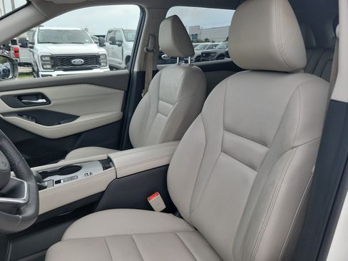 Used 2022 Nissan Rogue SL FWD image 24