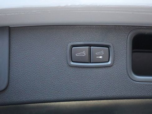 Used 2023 Porsche Macan S image 45