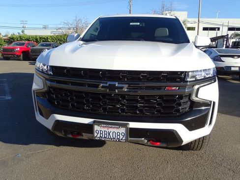 Used 2022 Chevrolet Tahoe Z71 w/ Z71 Off-Road Package AWD/4WD image 5