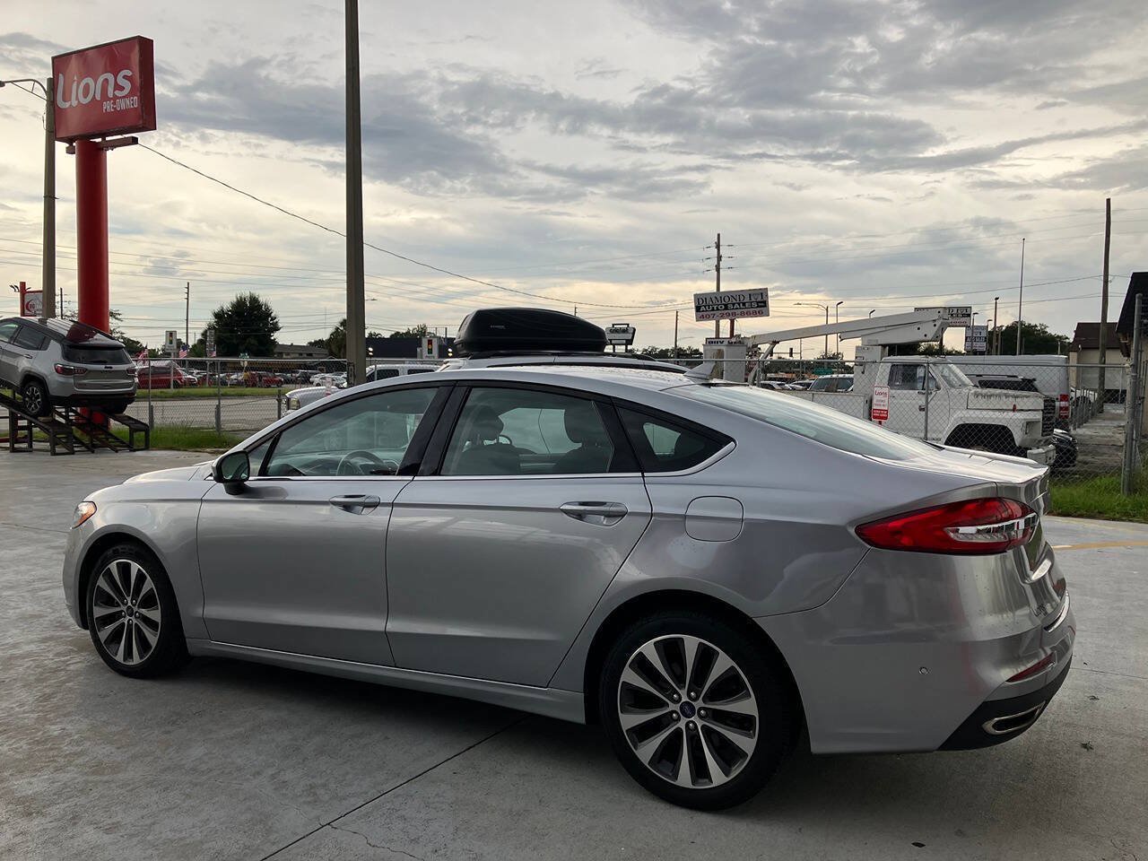 Used 2020 Ford Fusion SE AWD/4WD image 4