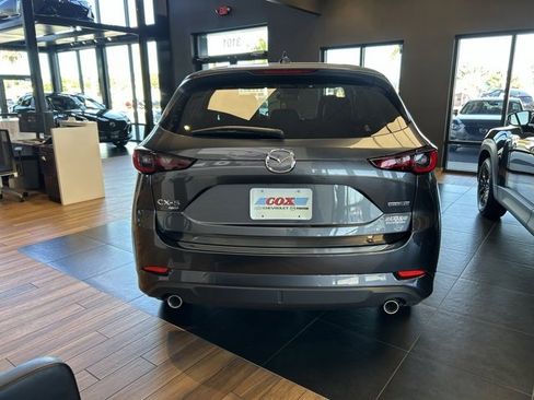 Used 2025 MAZDA CX-5 AWD 2.5 S w/ Select Package image 4