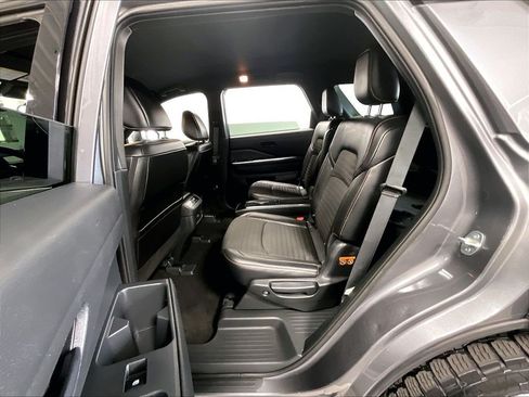 Used 2023 Nissan Pathfinder Rock Creek AWD/4WD image 15