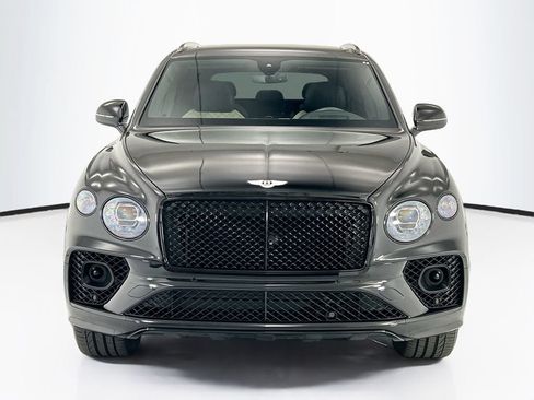 Certified 2021 Bentley Bentayga AWD/4WD image 2