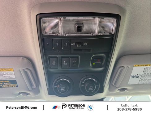 Used 2022 Toyota 4Runner TRD Off-Road Premium AWD/4WD image 32