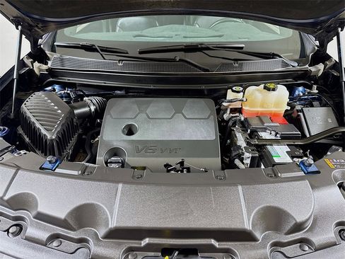 Used 2023 Chevrolet Traverse LT w/ LT Premium Package image 31