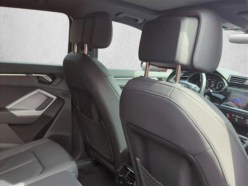 Used 2023 Audi Q3 2.0T Premium image 19