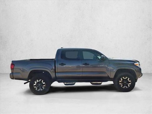 Used 2019 Toyota Tacoma SR w/ SR Convenience Package RWD image 4
