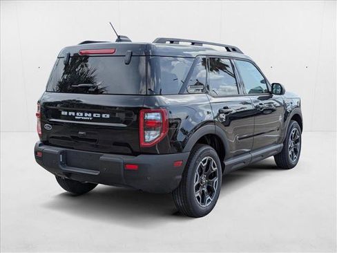 New 2025 Ford Bronco Sport Outer Banks image 5