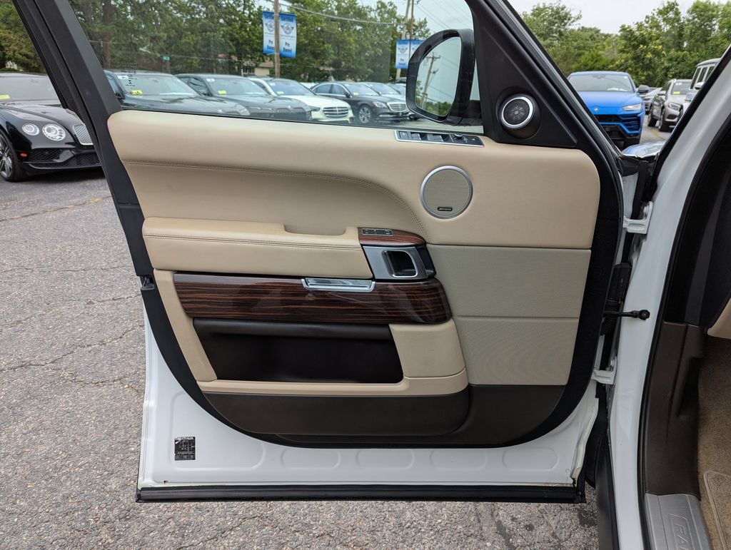 Used 2016 Land Rover Range Rover HSE AWD/4WD image 11
