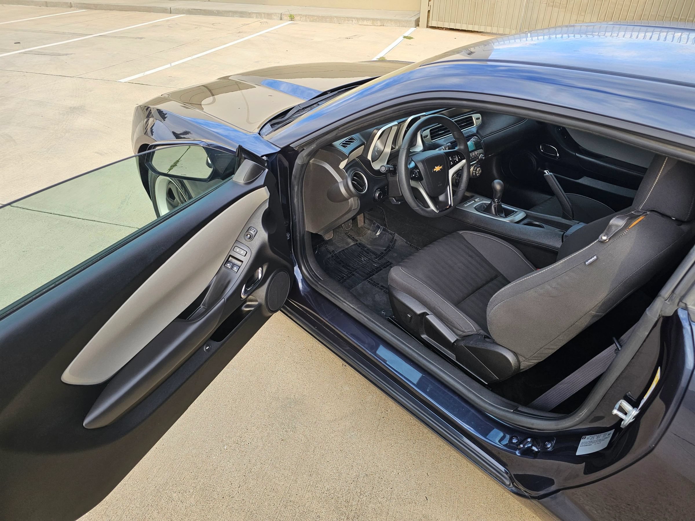 Used 2013 Chevrolet Camaro LS RWD image 9