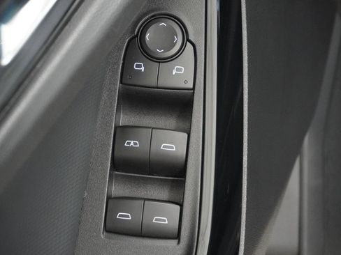 Used 2026 Chevrolet Equinox LT w/ Safety and Technology Package image 13