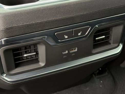 New 2026 GMC Sierra 3500 Denali w/ Denali Reserve Package image 13