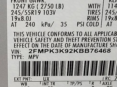 Used 2019 Ford Edge Titanium w/ Equipment Group 301A FWD image 33