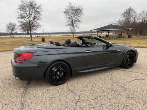 Used 2014 BMW M6 Convertible image 23