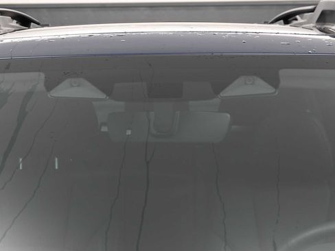 Used 2023 Subaru Outback Limited image 19