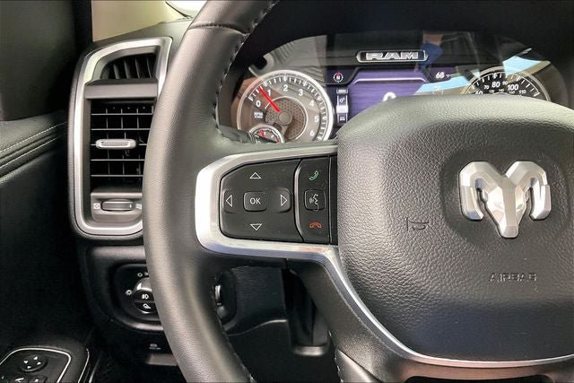 Used 2022 RAM 1500 Laramie AWD/4WD image 22