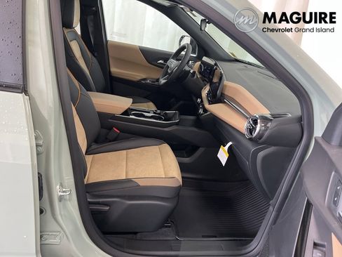 New 2026 Chevrolet Equinox ACTIV w/ LPO, Floor Liner Package image 18