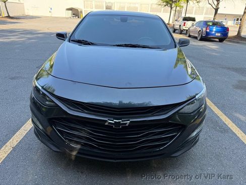 Used 2020 Chevrolet Malibu LT FWD image 2