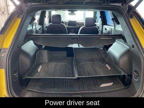 Used 2023 Chevrolet Blazer RS w/ Enhanced Convenience Package image 21